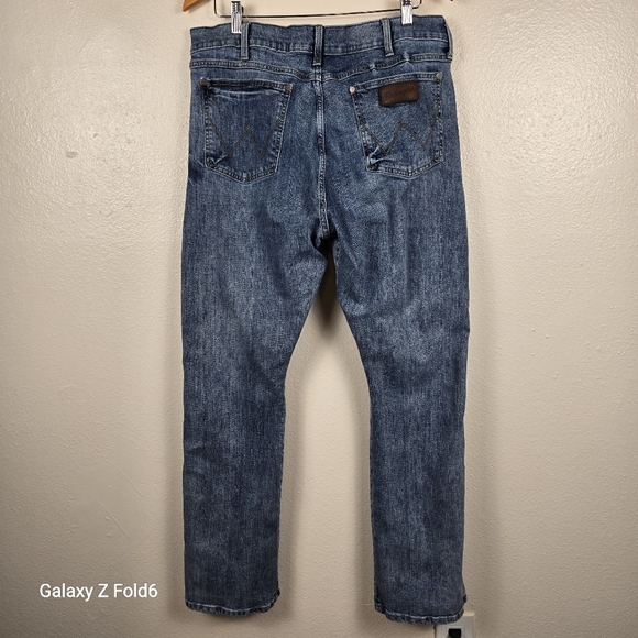 Wrangler Retro Slim Boot Jeans Men’s Size 36x34 Medium Wash - Picture 3 of 9